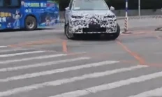 魏牌全新大型旗舰SUV动态影像曝光：有后轮转向，全新平台打造