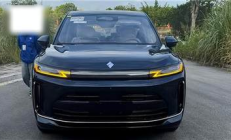 五菱与华为联手车型华境S 车长超5米2 标配华为乾崑智驾