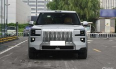 9系车型大PK：极氪009 vs 问界M9，哪个更适合你