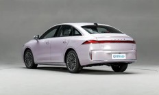 荣威M7 DMH推出购置税兜底补贴方案 锁单即享