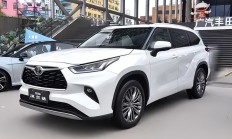 新款汉兰达24.98万起,15.6寸屏+50W快充