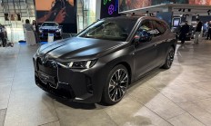 宝马iX给出最大诚意！直降23.79万，网友：不要奔驰