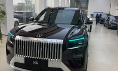 极氪8XVS问界M8二选一！